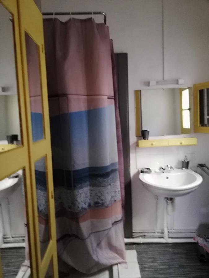 Hotel Particulier Sens Centre Ville Luaran gambar